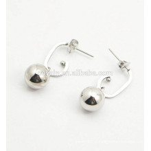 Moda jóias 316L em aço inoxidável brilhante brincos de prata para mulheres com bola redonda